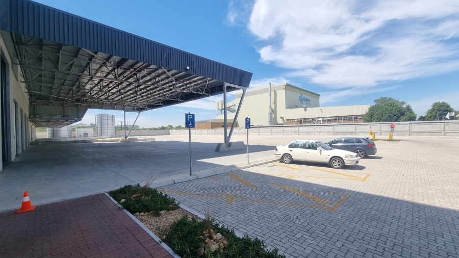 Commercial Property for Sale in Parow Industrial Western Cape